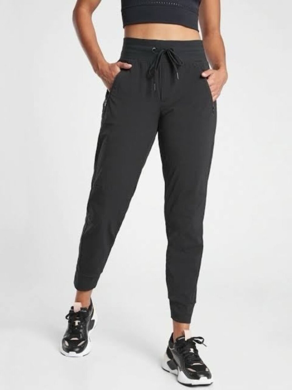 Athleta Trekkie North Jogger Pants Black Active Athletic Size 10 #405726 Stretch